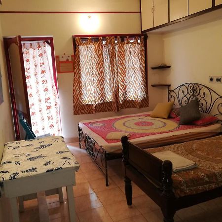 بونديتْشيري Swades Guest House المظهر الخارجي الصورة