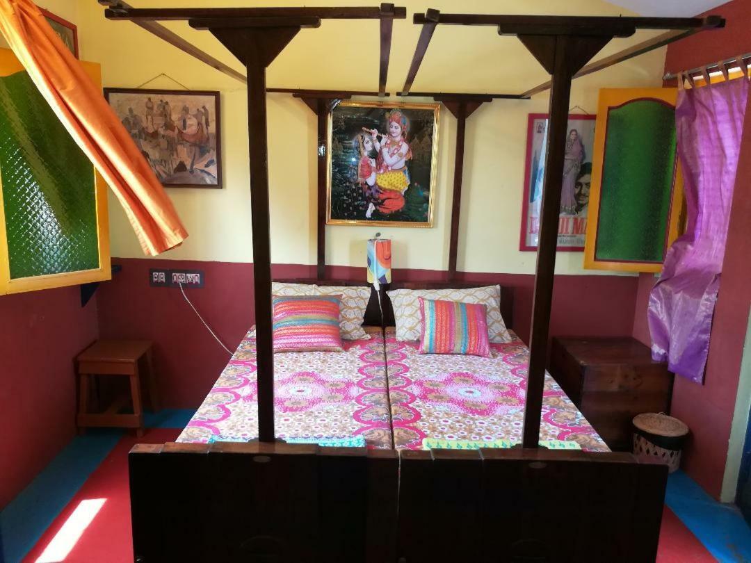 بونديتْشيري Swades Guest House المظهر الخارجي الصورة